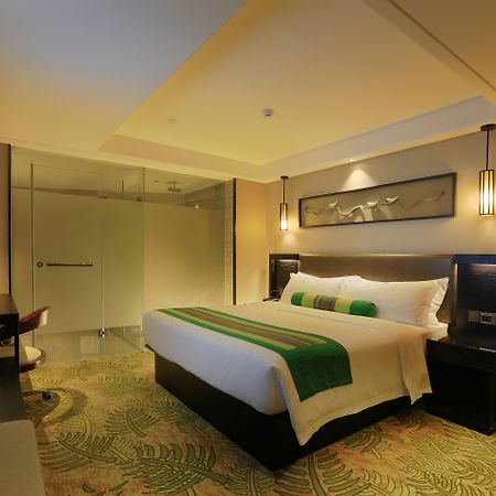 Relax Season Hotel Dongmen Шеньчжень Екстер'єр фото
